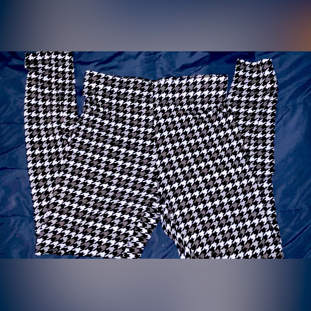 Kids leggings size L.